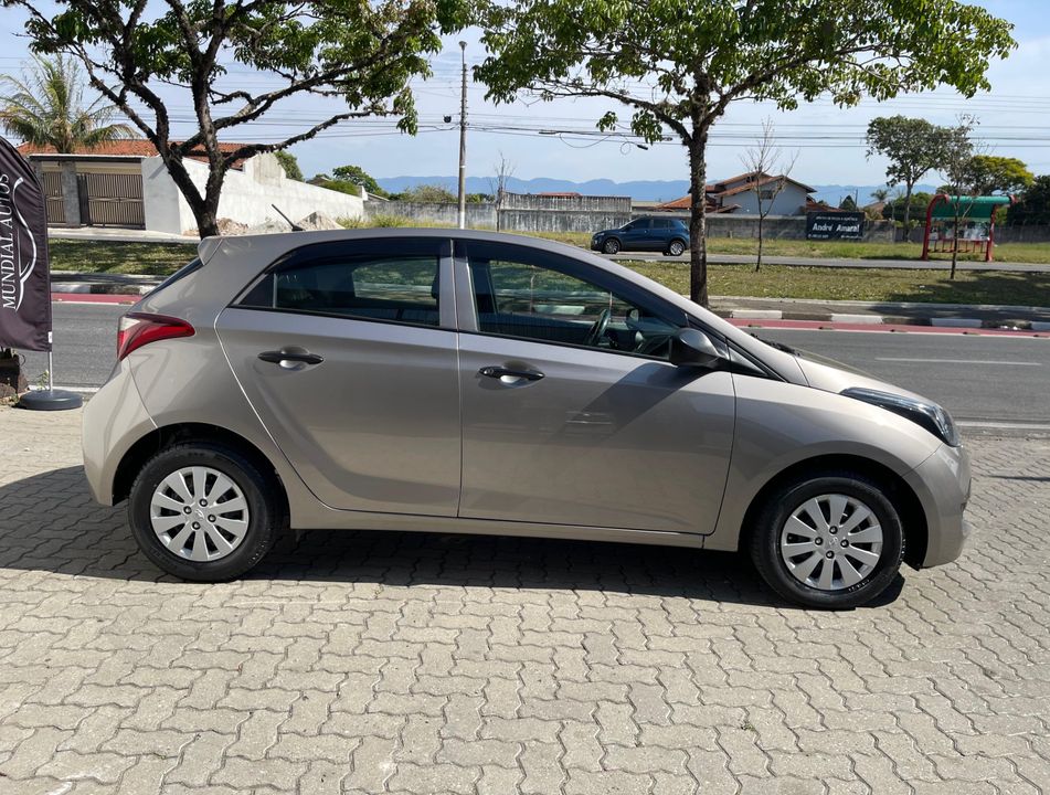 Hyundai HB20 Unique 1.0 Flex 12V Mec.