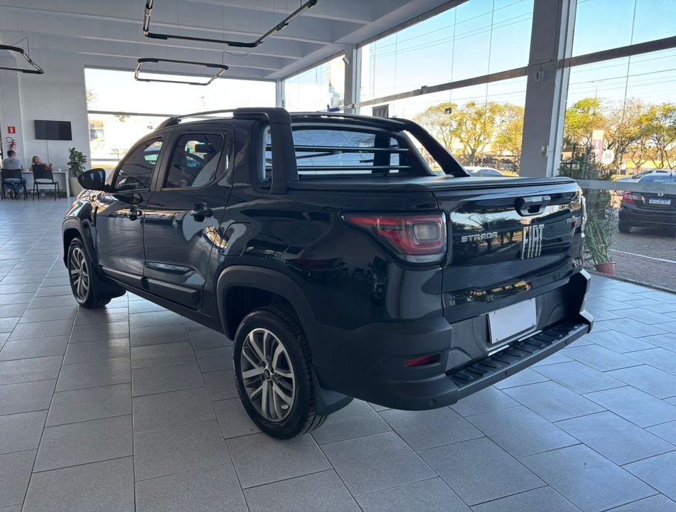 Fiat Strada Volcano 1.3 Flex 8V CD