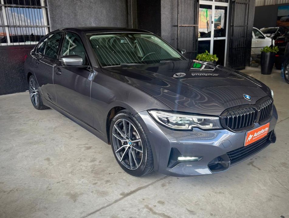 BMW 330i Sport 2.0 TB 16V 4p