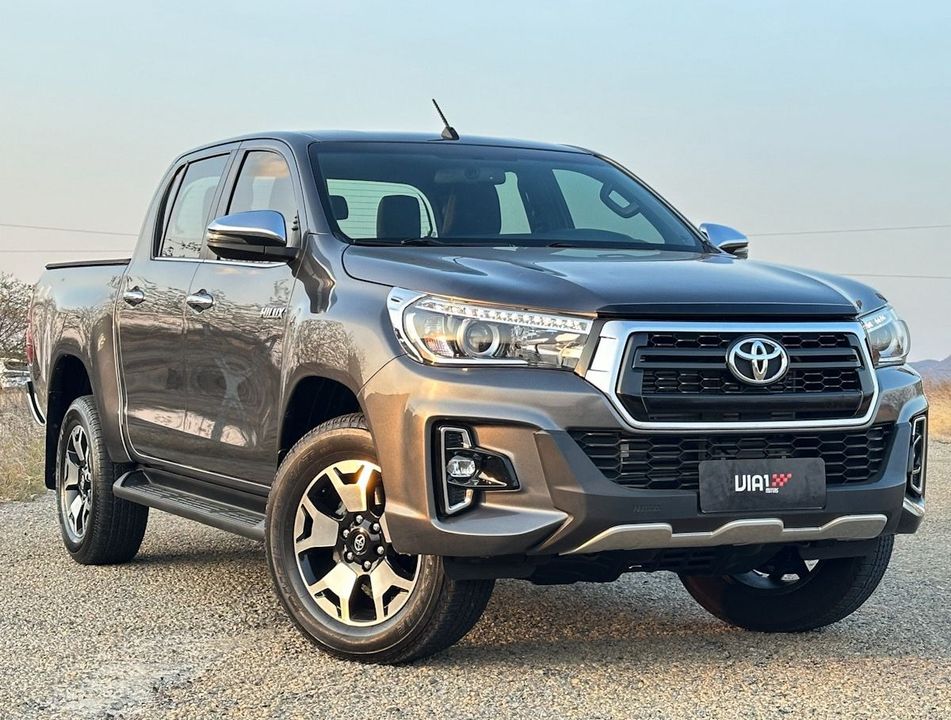 Toyota Hilux CD SRX 4x4 2.8 TDI 16V Diesel Aut.