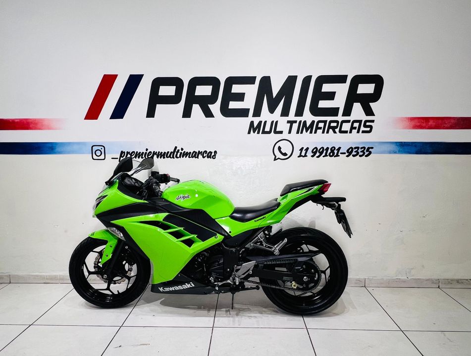 KAWASAKI NINJA 300