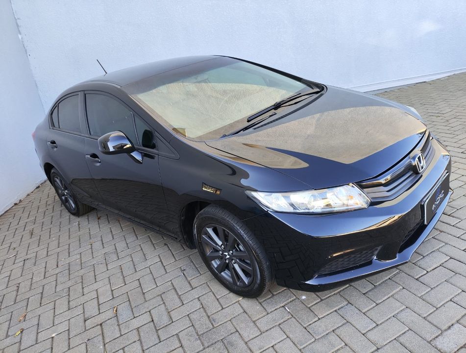 Honda Civic Sedan LXS 1.8/1.8 Flex 16V Mec. 4p