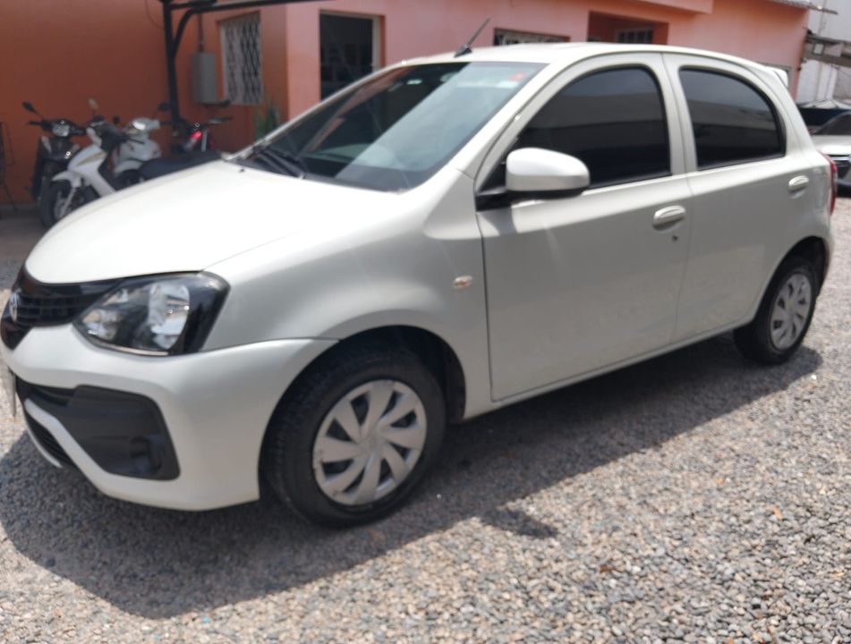 Toyota ETIOS X 1.3 Flex 16V 5p Mec.