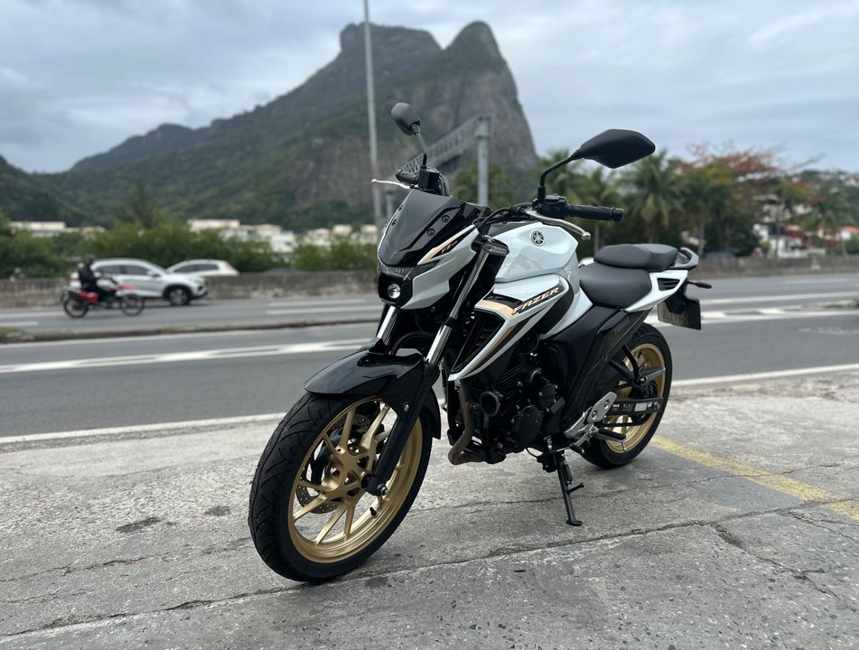 YAMAHA FZ25 250 FAZER CONNECTED
