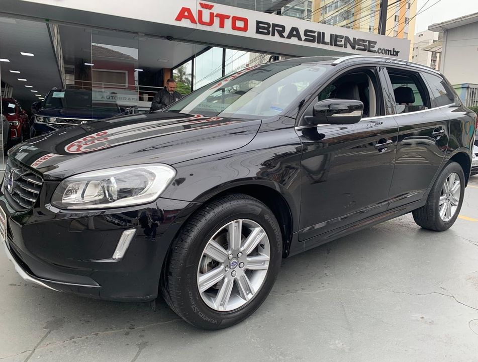 Volvo XC 60 T-5 KINETIC 2.0 245cv FWD 5p