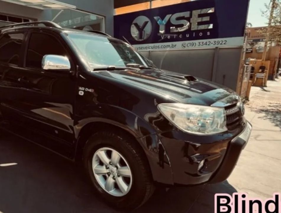 Toyota Hilux SW4 SRV D4-D 4x4 3.0 TDI Dies. Aut