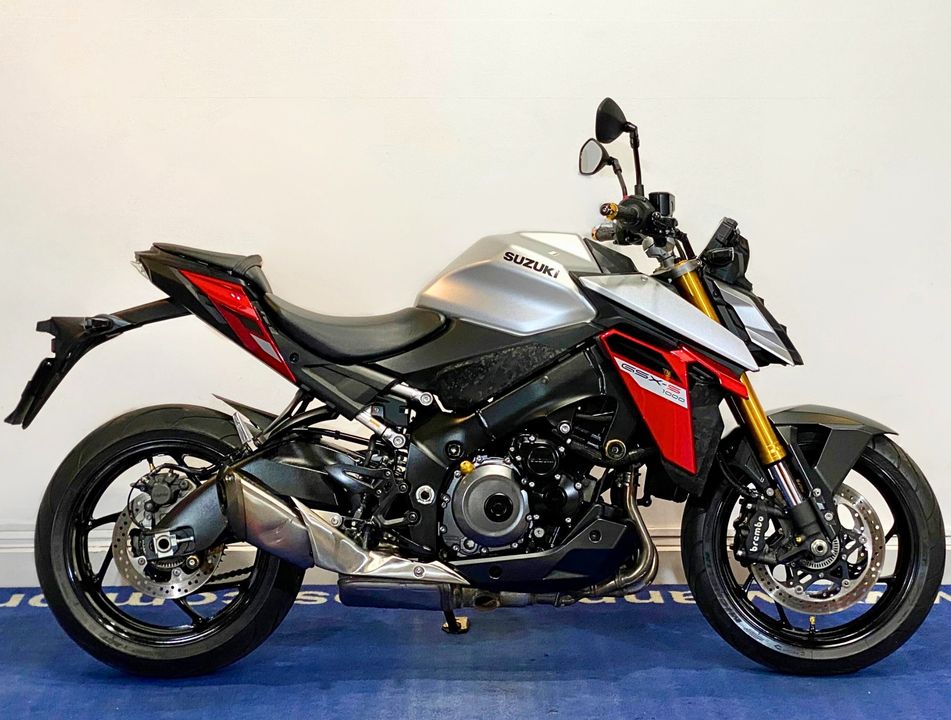 SUZUKI GSX-S 1000