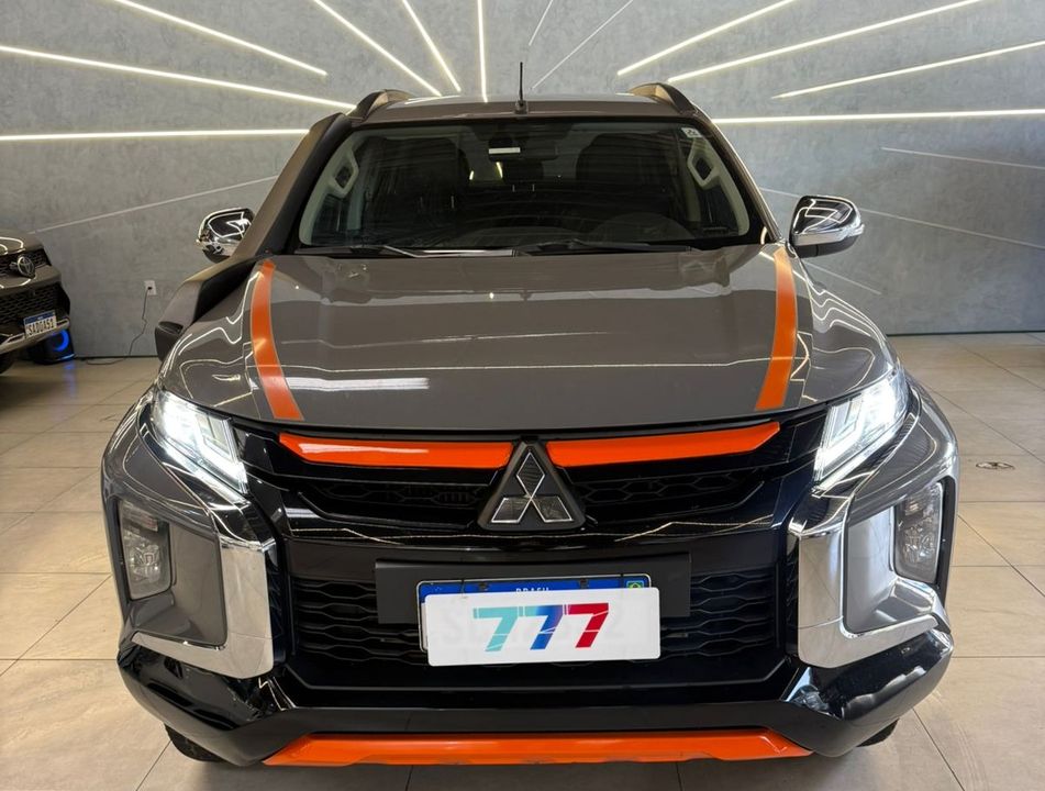 Mitsubishi L200 Triton Sport HPE-S 2.4 CD Dies. Aut