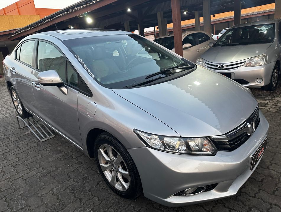 Honda Civic Sedan EXS 1.8/1.8 Flex 16V Aut. 4p