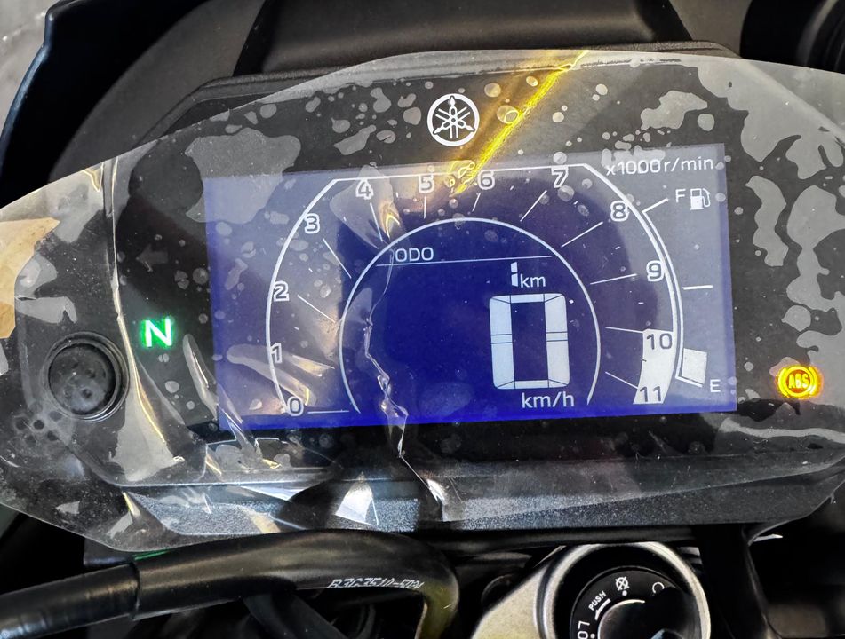 YAMAHA YZF R-15 155 ABS