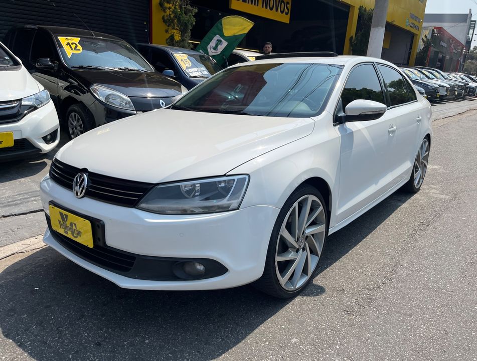 VolksWagen JETTA Comfortline 2.0 T.Flex 8V 4p Tipt.