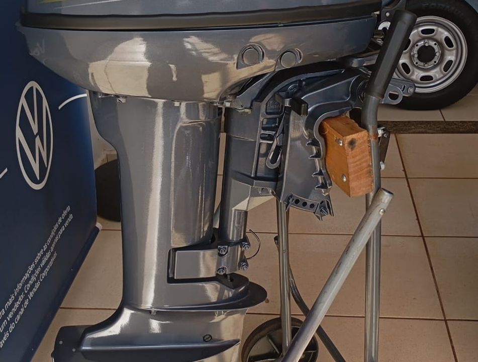 YAMAHA MOTOR DE POPA 2 TEMPOS