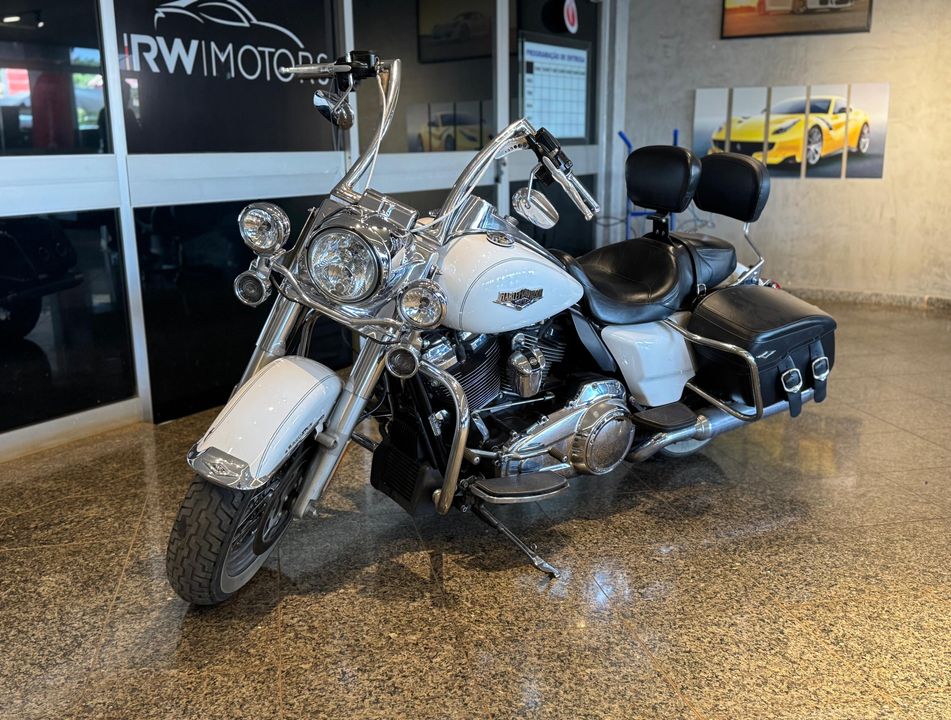 Harley ROAD KING CLASSIC  FLHRC/ CUSTOM FLHRSI