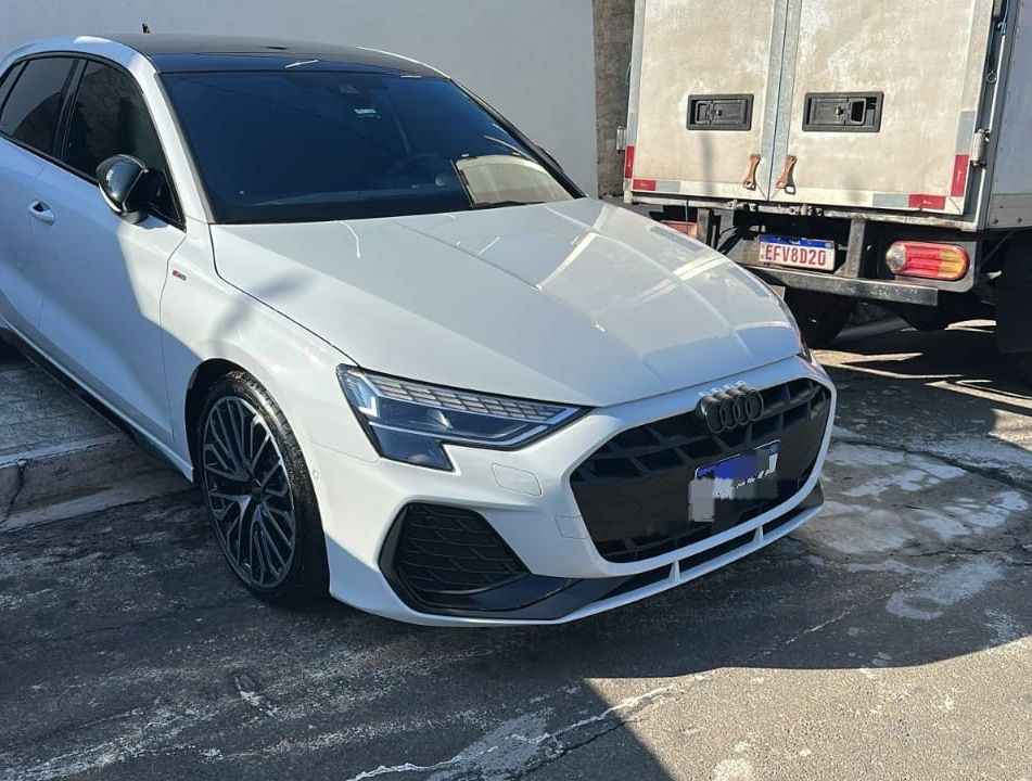 Audi A3 Sportb. Performance Black 2.0 S-tron.