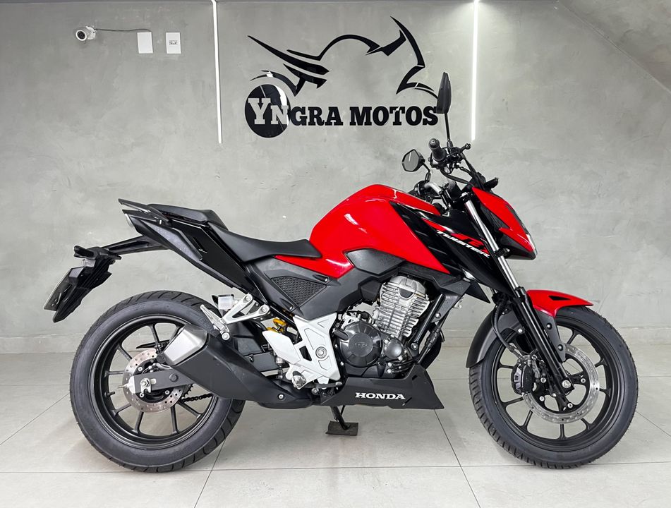 HONDA CB 300F Twister Flex
