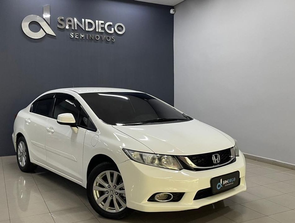 Honda Civic Sedan LXS 1.8/1.8 Flex 16V Mec. 4p