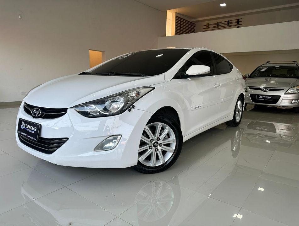 Hyundai Elantra GLS 1.8 16V Aut.