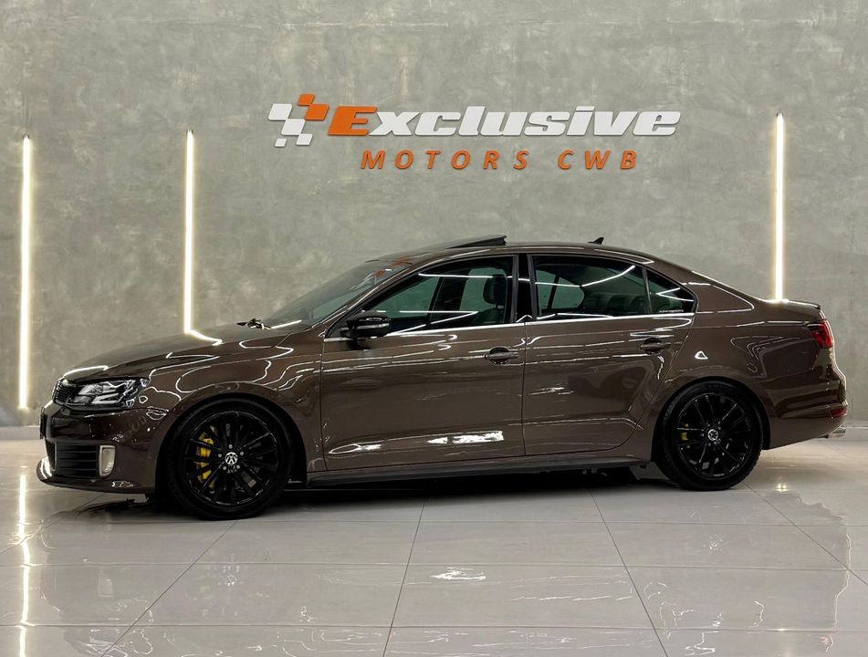 VolksWagen JETTA Highline 2.0 TSI 16V 4p Tiptronic