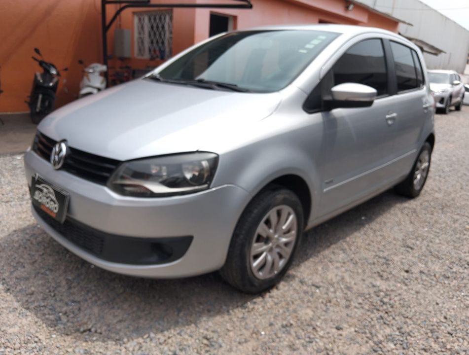 VolksWagen Fox 1.6 Mi Total Flex 8V 5p