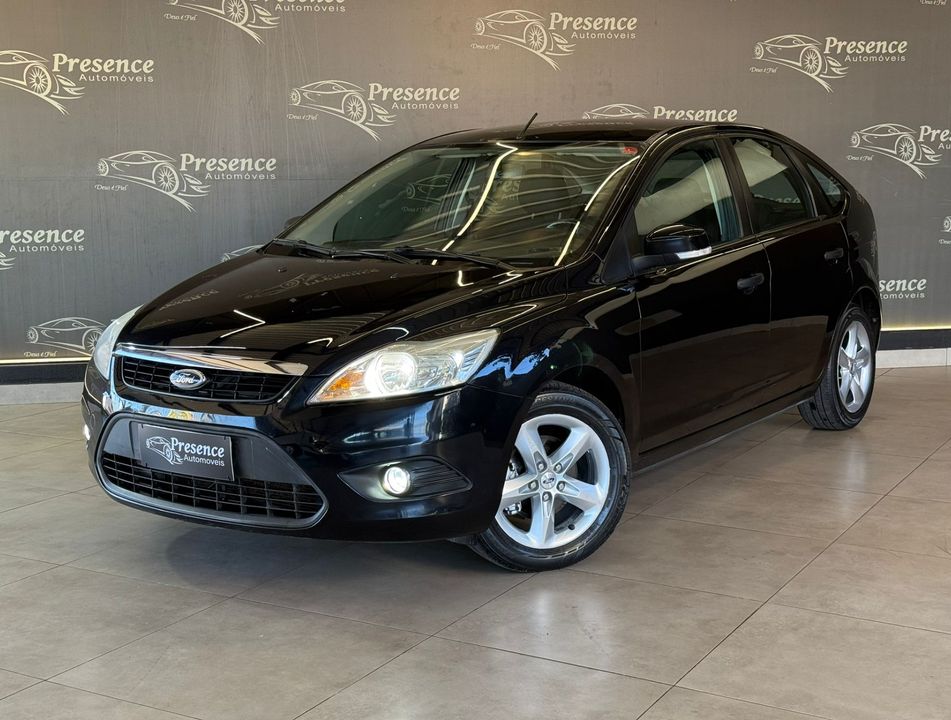 Ford Focus 1.6 S/SE/SE Plus Flex 8V/16V  5p