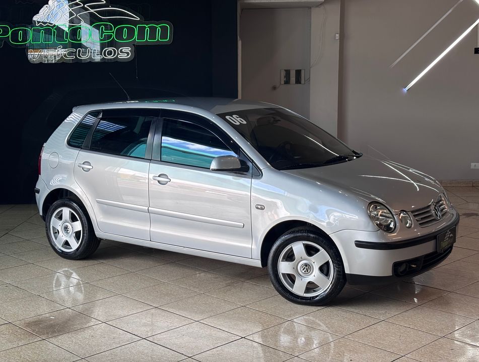 VolksWagen Polo 1.6 Mi/S.Ouro 1.6 Mi Tot.Flex 8V 5p