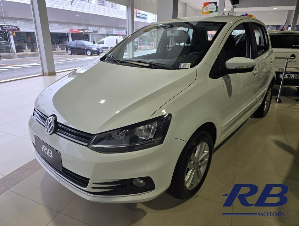 VolksWagen Fox Connect 1.6 Flex 8V 5p