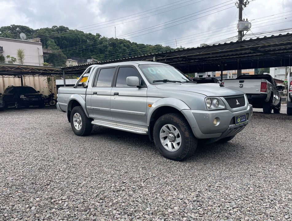 Mitsubishi L200 Sport HPE 2.5 4x4 CD DTI Dies. Aut.