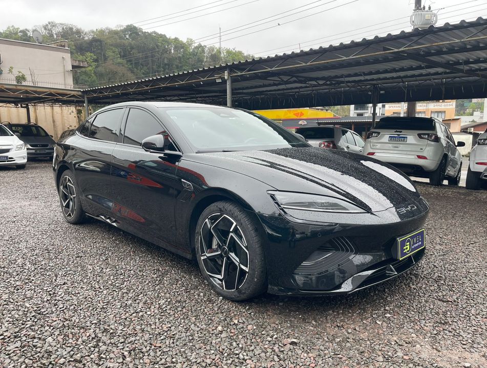 BYD Seal (Elétrico)