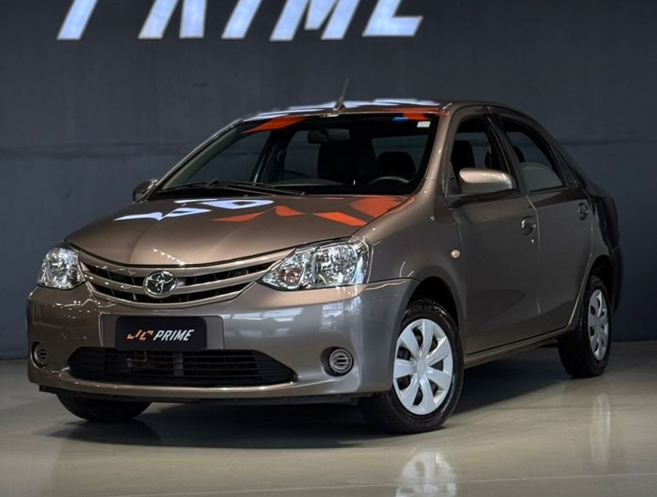 Toyota ETIOS XS Sedan1.5 Flex 16V 4p Mec.