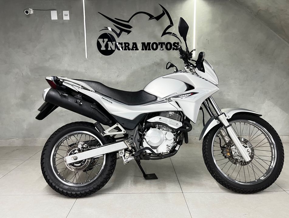 HONDA NX 400i FALCON