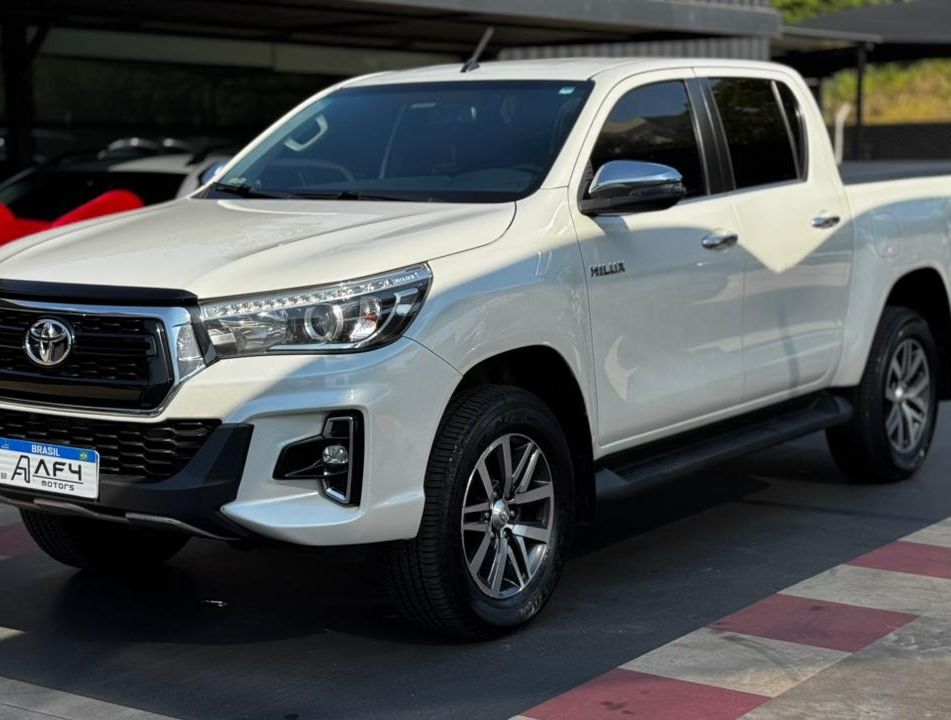 Toyota Hilux CD SRX 4x4 2.8 TDI 16V Diesel Aut.