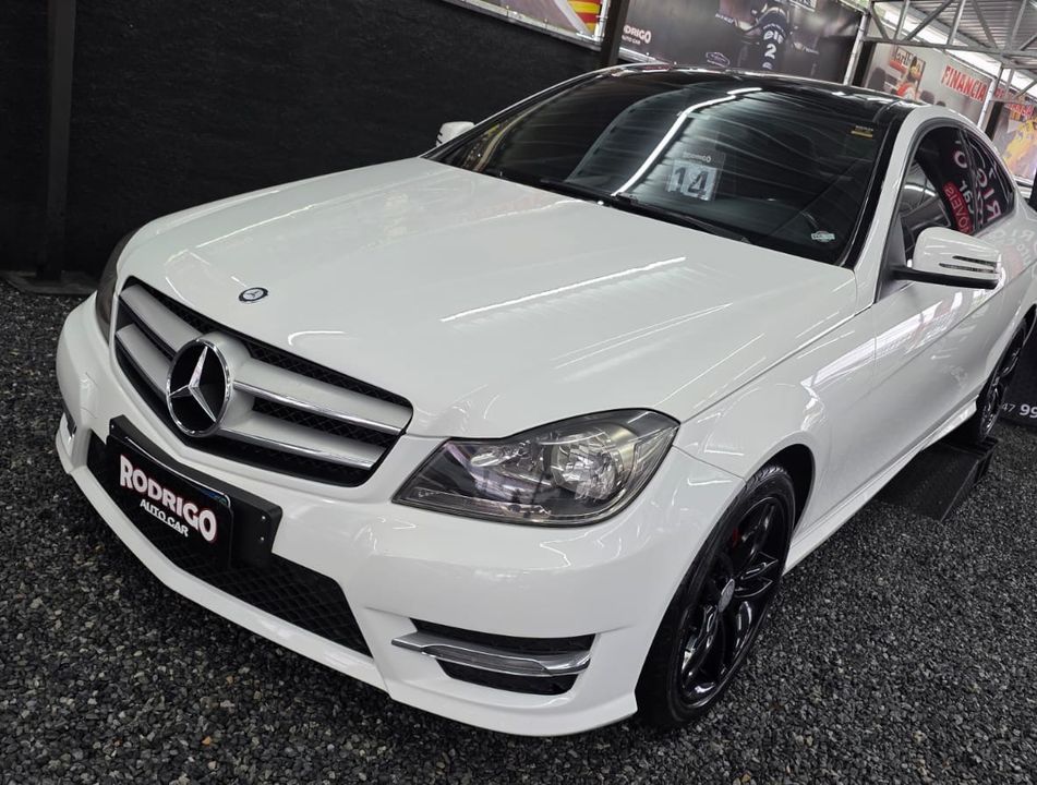 Mercedes C-180 CGI Coupe Sport 1.6 TB 16V Aut.