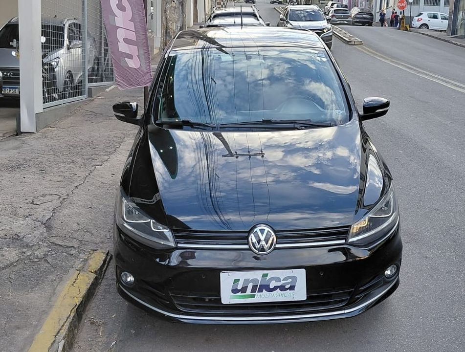 Volkswagen Confortline I Motion 1.6 Flex 8V 5p