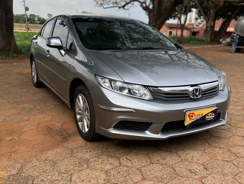 Honda Civic Sedan LXS 1.8/1.8 Flex 16V Mec. 4p