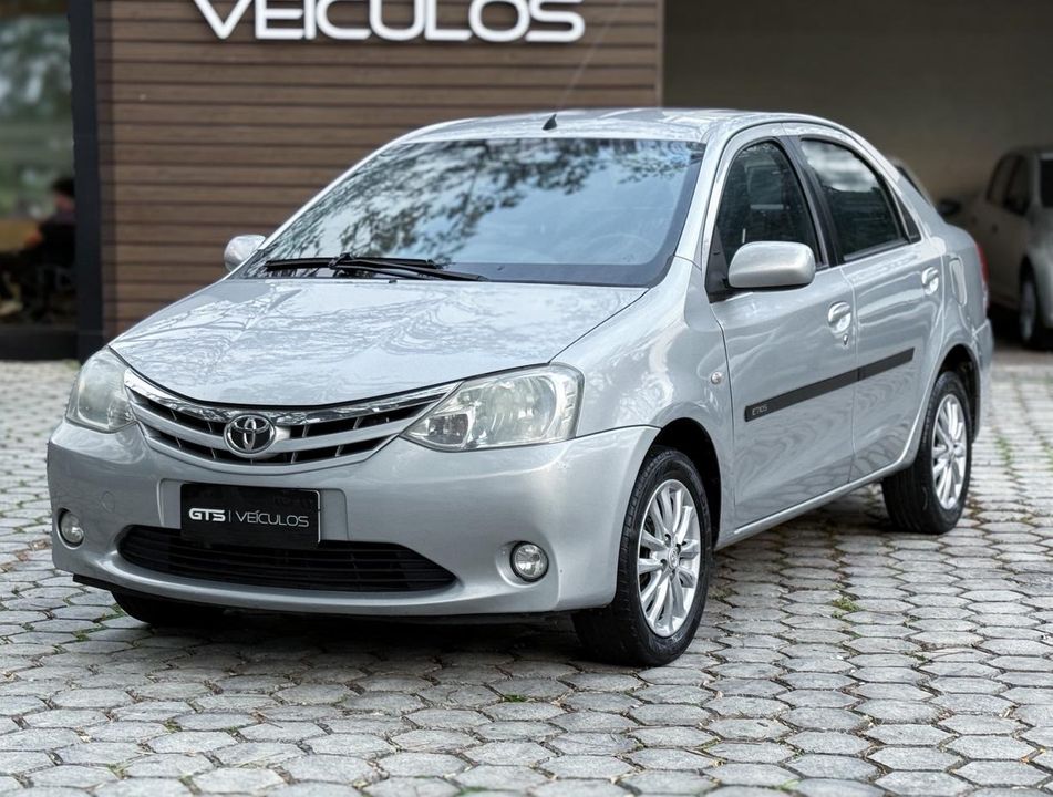 Toyota ETIOS XLS Sedan 1.5 Flex 16V 4p Mec.