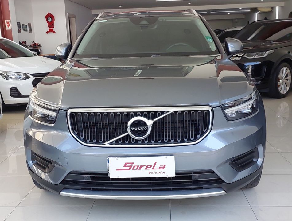 Volvo XC 40 T-5 MOMENTUM 2.0 252cv AWD