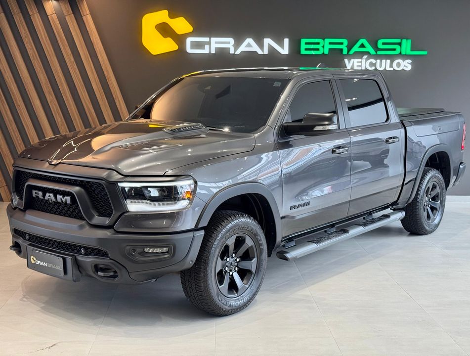 RAM 1500 REBEL 5.7 HEMI CD V8 4x4 Aut.