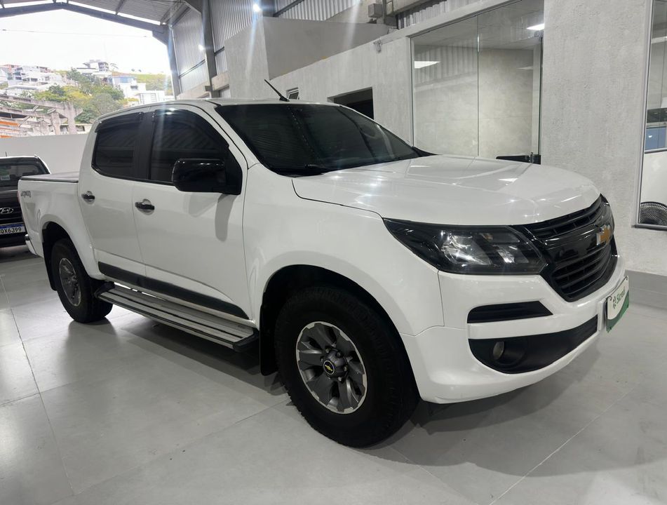 Chevrolet S10 Pick-Up LS 2.8 TDI 4x4 CD Dies. Mec.