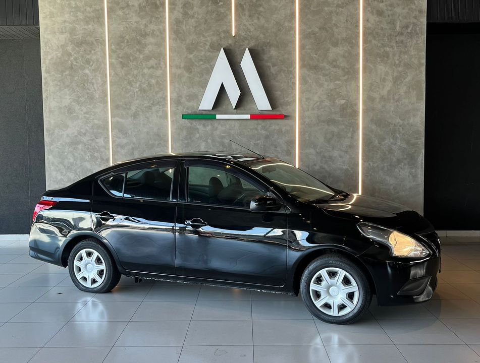Nissan VERSA 1.0 12V FlexStart 4p Mec.