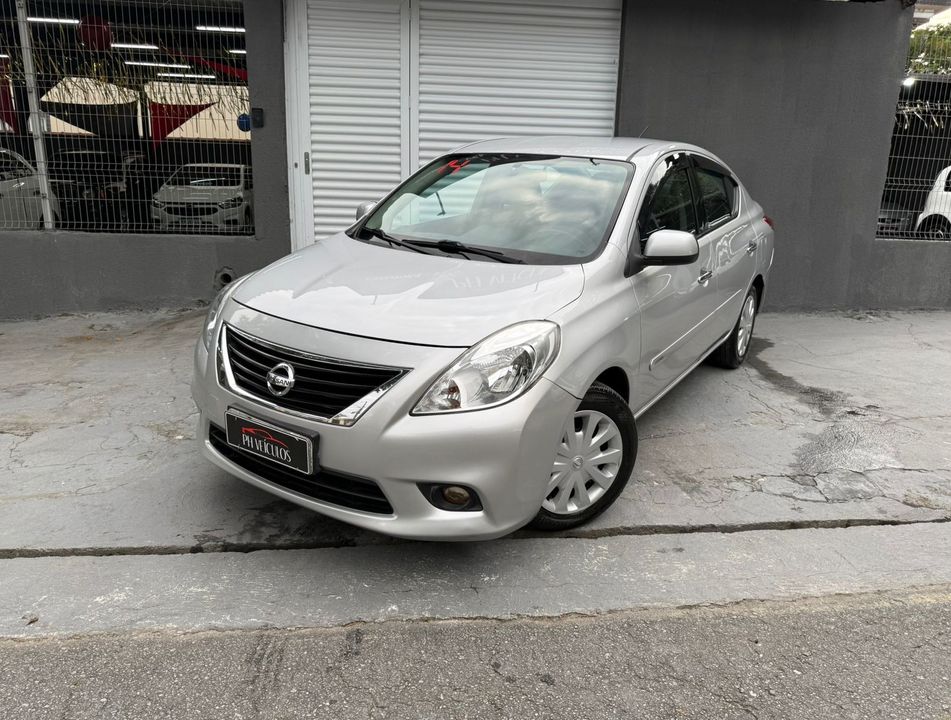 Nissan VERSA SV 1.6 16V Flex Fuel 4p Mec.