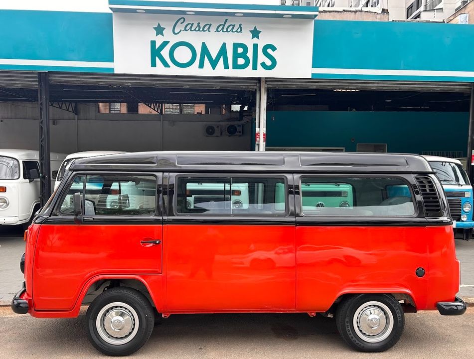 VolksWagen Kombi Standard 1.4 Mi Total Flex 8V