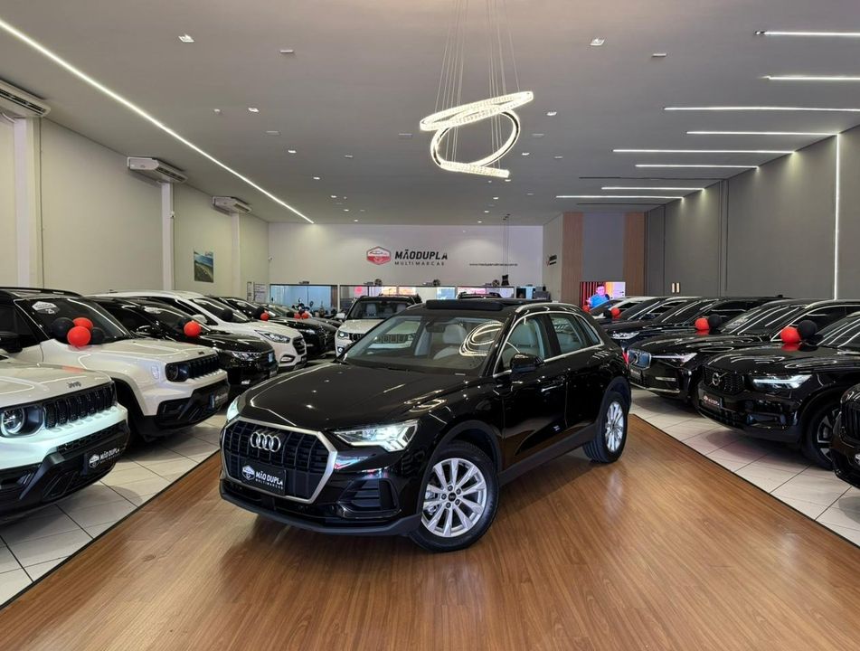 Audi Q3 Prest. 1.4 TFSI Flex/Prest. S-tronic