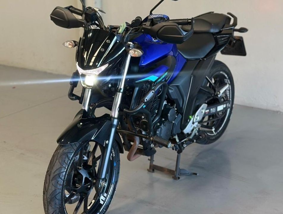 YAMAHA FZ25 250 FAZER FLEX