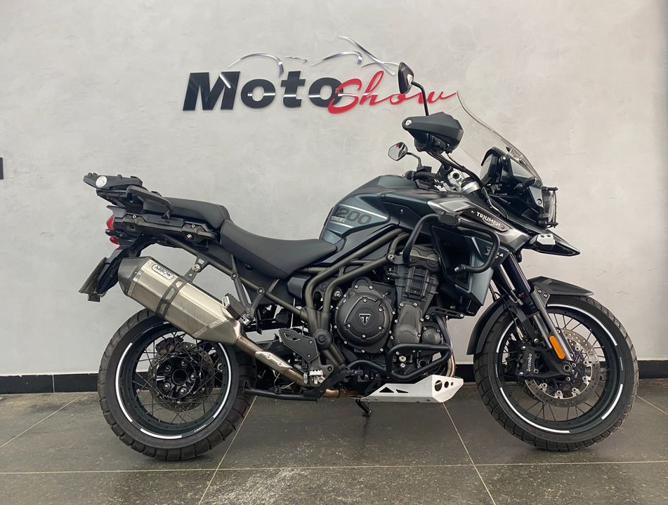 TRIUMPH TIGER 1200 XCA