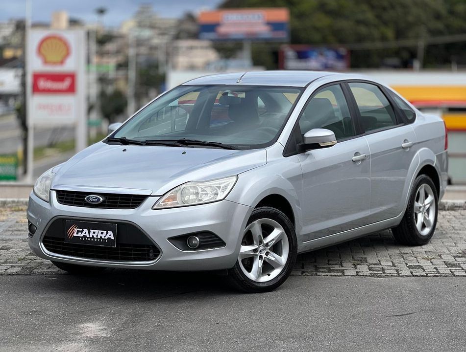 Ford Focus Sedan 2.0 16V/2.0 16V Flex 4p
