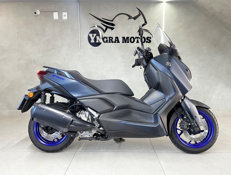 YAMAHA XMAX 250 CONNECTED 