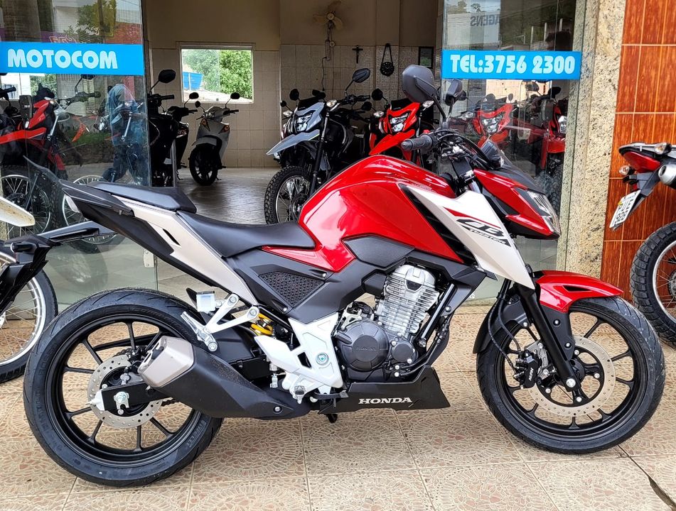 HONDA CB 300F Twister Flex