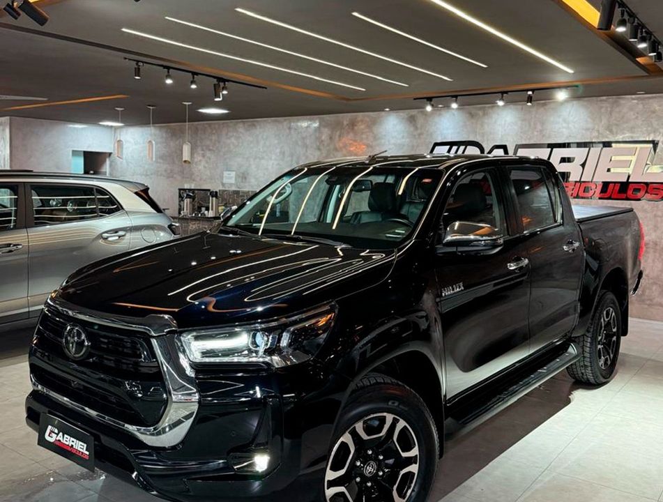 Toyota Hilux CD SRX 4x4 2.8 TDI 16V Diesel Aut.