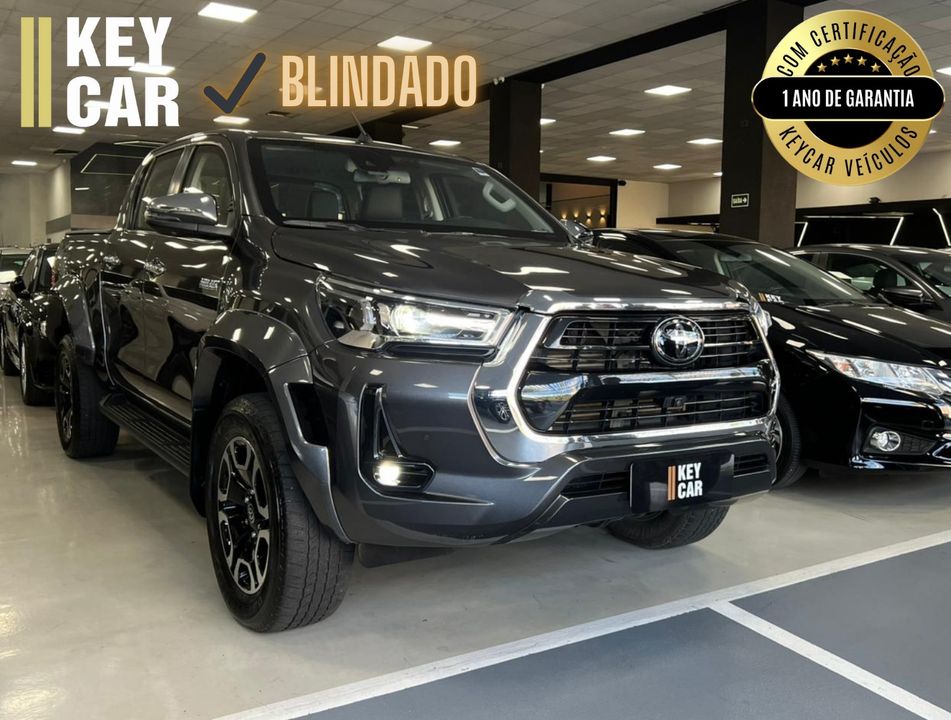 Toyota Hilux CD SRX Plus 4x4 2.8 TDI Die. Aut.