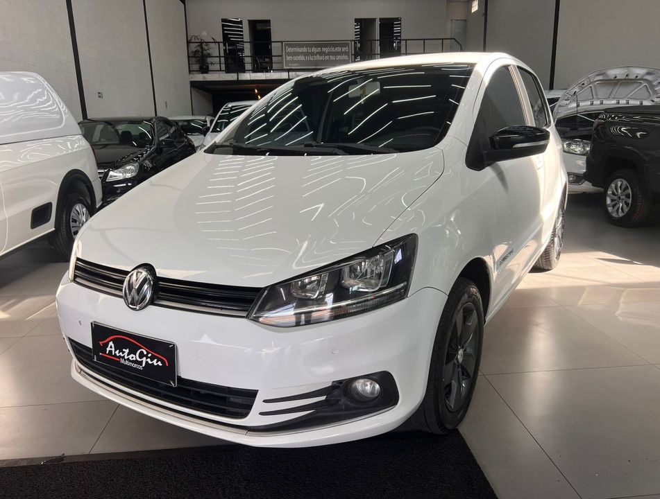 VolksWagen Fox Comfortline 1.6 Flex 8V 5p